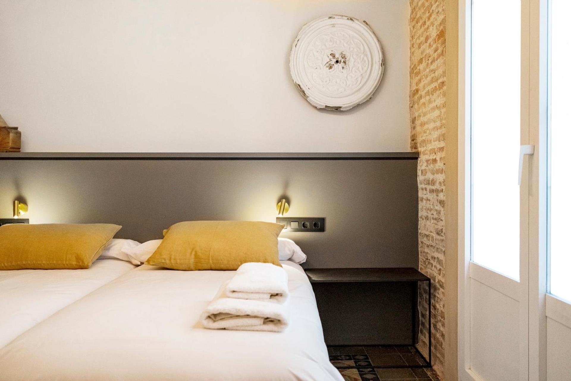 Hostal Porxos Garden Barcelona Buitenkant foto