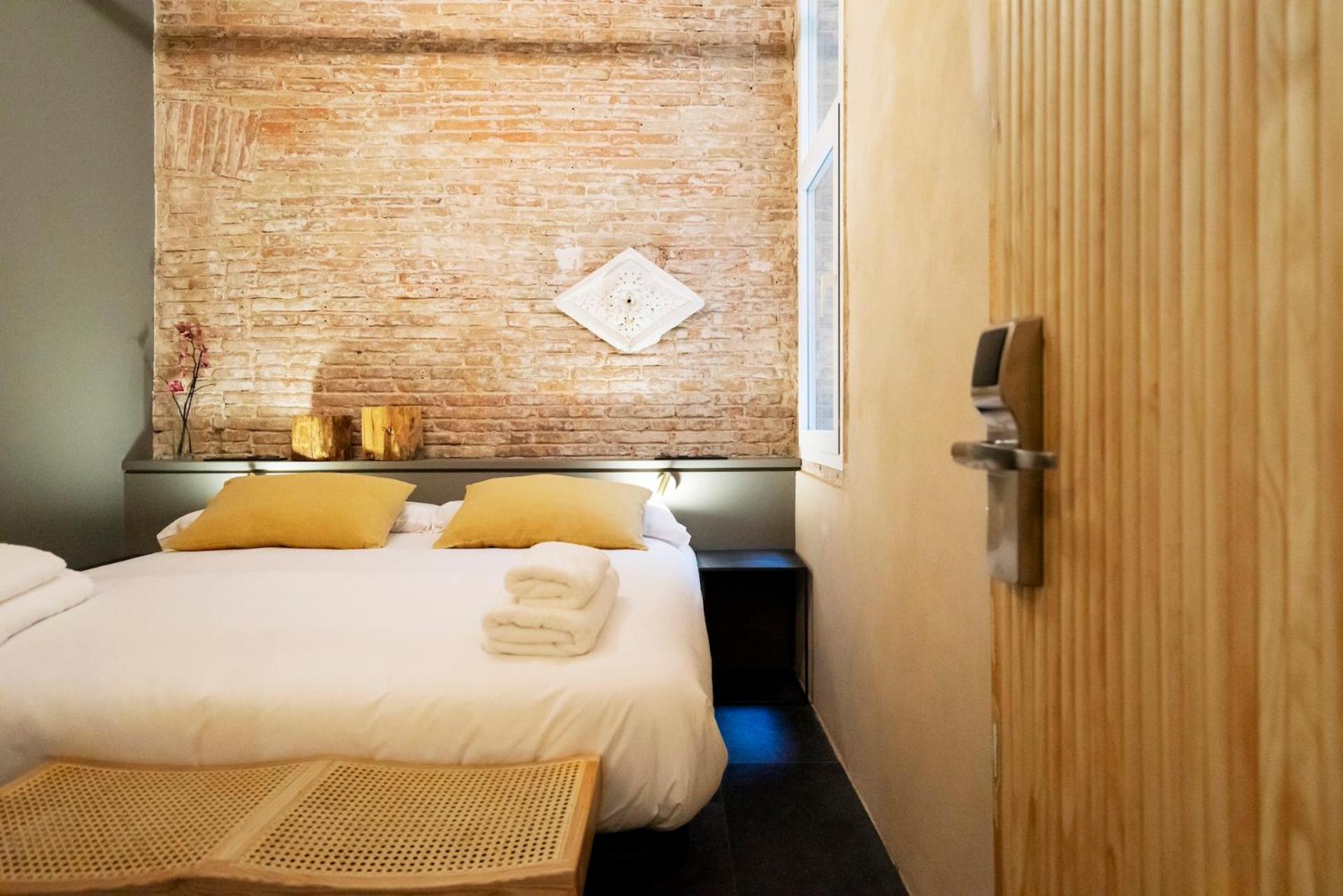 Hostal Porxos Garden Barcelona Buitenkant foto